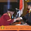 Wisuda Unpad Gel I I TA 2017-2018 Fakultas Ilmu  budaya oleh Rektor 094