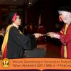 Wisuda Unpad Gel I I TA 2017-2018 Fakultas Hukum oleh Dekan 087