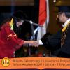 Wisuda Unpad Gel I I TA 2017-2018 Fakultas Ilmu Komunikasi oleh Rektor 099