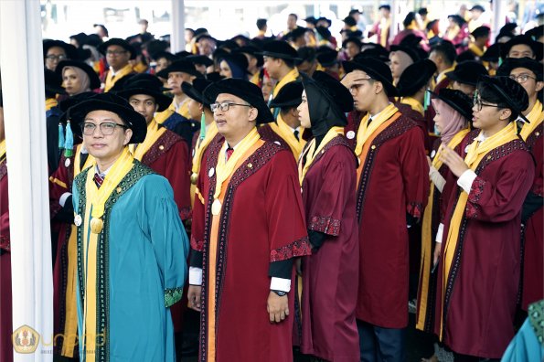 LIPUTAN WISUDA UNPAD GEL II TA 2023-2024 SESI 1 (27)