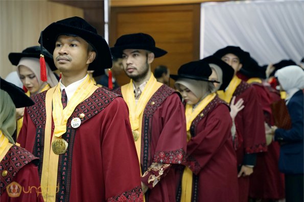 LIPUTAN WISUDA UNPAD GEL II TA 2023-2024 SESI 1 (36)