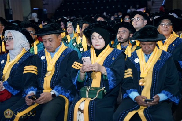 LIPUTAN WISUDA UNPAD GEL II TA 2023-2024 SESI 1 (63)