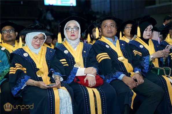 LIPUTAN WISUDA UNPAD GEL II TA 2023-2024 SESI 1 (67)