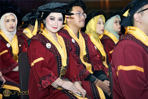 LIPUTAN WISUDA UNPAD GEL II TA 2023-2024 SESI 1 (74)