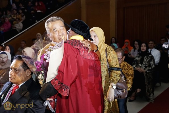 LIPUTAN WISUDA UNPAD GEL II TA 2023-2024 SESI 1 (97)