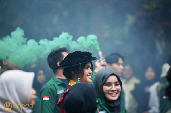 LIPUTAN WISUDA UNPAD GEL II TA 2023-2024  (145)