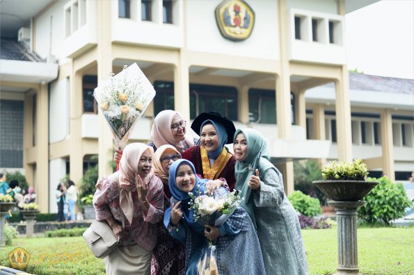 LIPUTAN WISUDA UNPAD GEL II TA 2023-2024  (164)