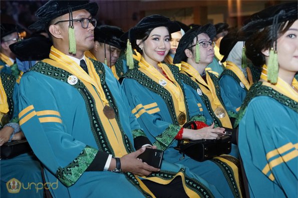 LIPUTAN WISUDA UNPAD GEL II TA 2023-2024  (53)