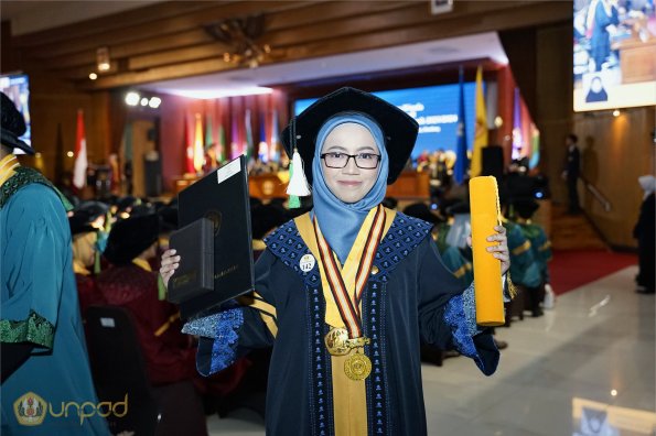 LIPUTAN WISUDA UNPAD GEL II TA 2023-2024  (69)