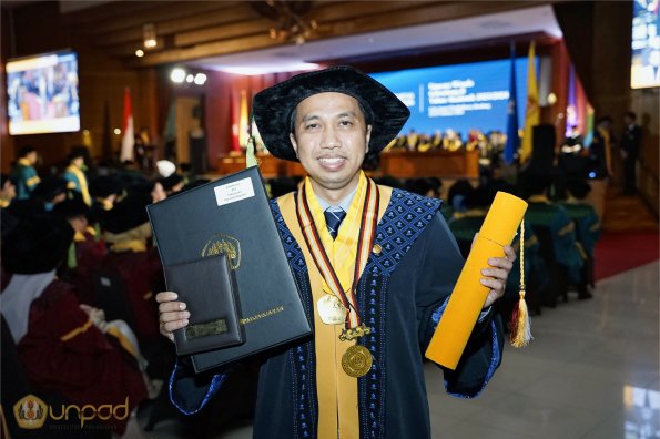 LIPUTAN WISUDA UNPAD GEL II TA 2023-2024  (70)