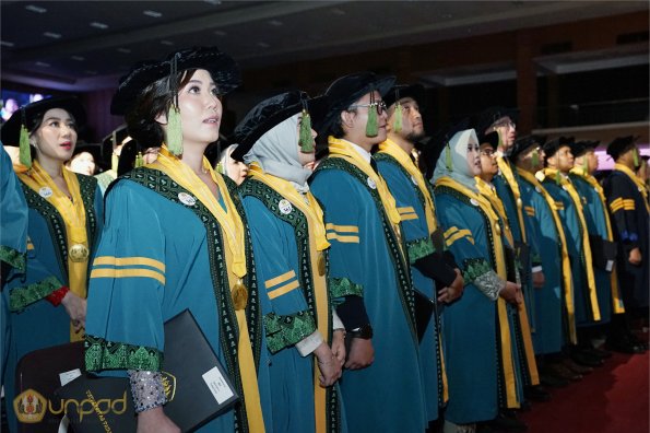 LIPUTAN WISUDA UNPAD GEL II TA 2023-2024  (73)