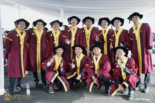 LIPUTAN WISUDA UNPAD GEL II TA 2023-2024 SESI III (10)