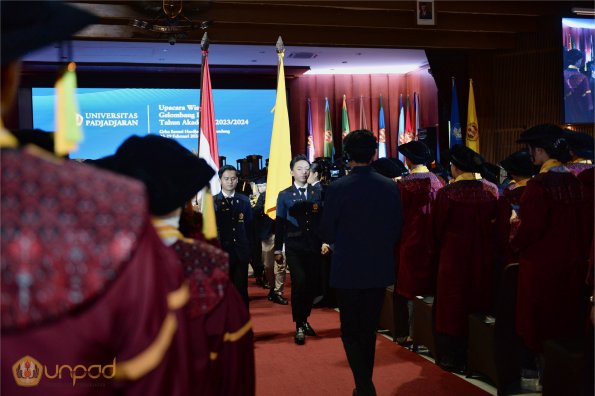 LIPUTAN WISUDA UNPAD GEL II TA 2023-2024 SESI III (134)