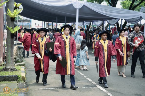 LIPUTAN WISUDA UNPAD GEL II TA 2023-2024 SESI III (147)