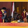 WISUDA UNPAD GEL II TA 2023-2024 FAK. ILMU SOSIAL DAN ILMU POLITIK OLEH REKTOR (114)