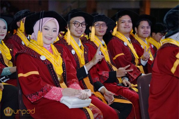 WISUDA UNPAD GEL II TA 2024-2025 (55)