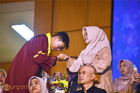 WISUDA UNPAD GEL II TA 2024-2025 (6)