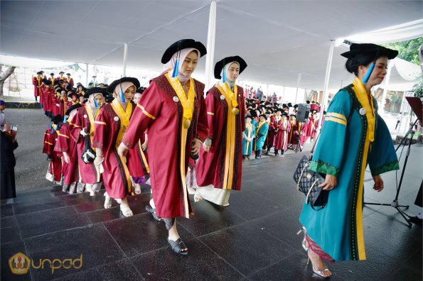 WISUDA UNPAD GEL II TA 2024-2025 (47)