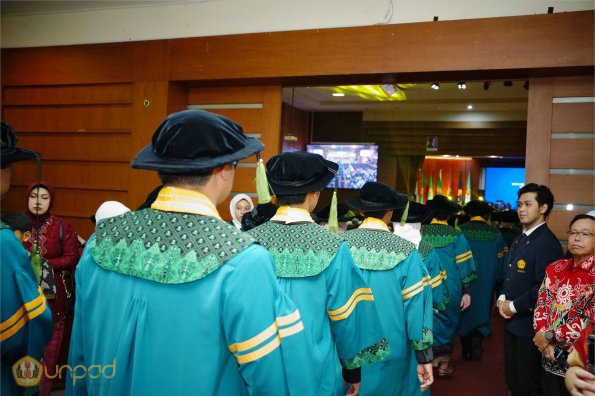 WISUDA UNPAD GEL II TA 2024-2025 (60)