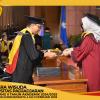 WISUDA UNPAD GEL II TA 2024 - 2025 FAKULTAS ILMU SOSIAL DAN ILMU POLITIK OLEH DEKAN__00053
