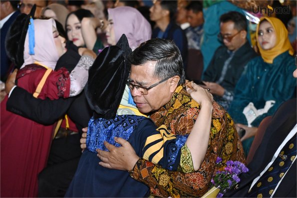 WISUDA UNPAD GEL II T.A 2025-2026 (101)