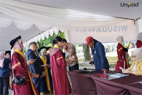 WISUDA UNPAD GEL II T.A 2025-2026 (30)