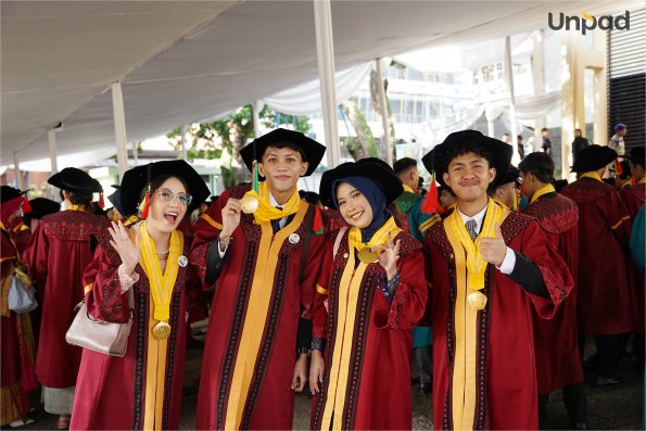 WISUDA UNPAD GEL II T.A 2025-2026 (33)