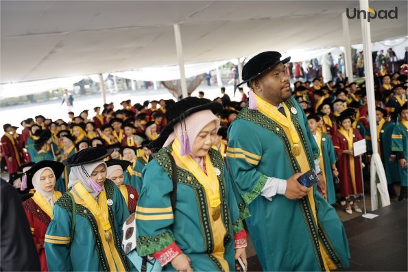 WISUDA UNPAD GEL II T.A 2025-2026 (41)