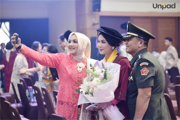 WISUDA UNPAD GEL II T.A 2025-2026 (6)