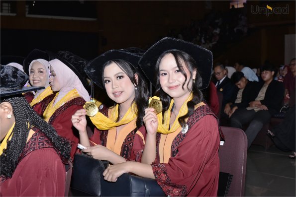 WISUDA UNPAD GEL II T.A 2025-2026 (8)