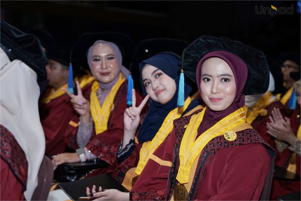 WISUDA UNPAD GEL II T.A 2025-2026 (32)