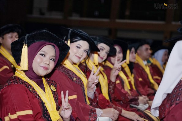 WISUDA UNPAD GEL II T.A 2025-2026 (39)