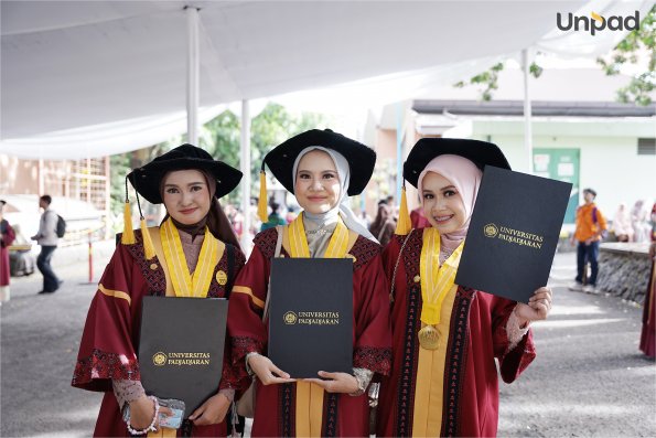 WISUDA UNPAD GEL II T.A 2025-2026 (68)