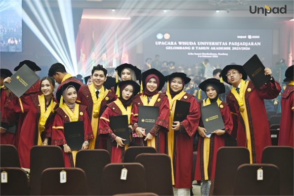 WISUDA UNPAD GEL II T.A 2025-2026 (98)