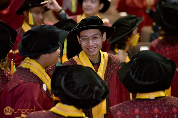 LIPUTAN WISUDA UNPAD GEL III TA 2023-2024 SESI 1 (105)