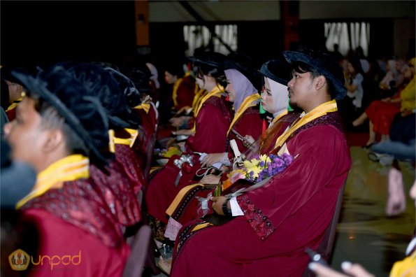 LIPUTAN WISUDA UNPAD GEL III TA 2023-2024 SESI 1 (108)