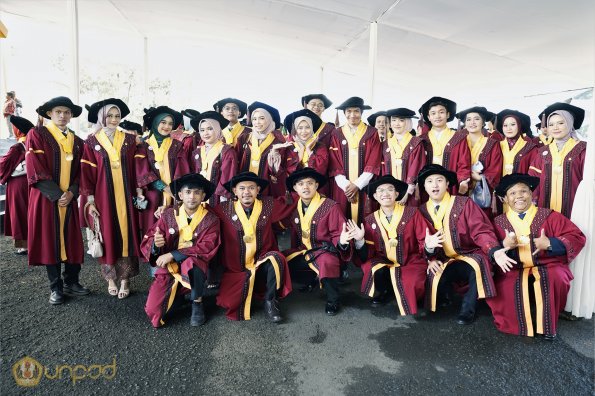 LIPUTAN WISUDA UNPAD GEL III TA 2023-2024 SESI 1 (20)