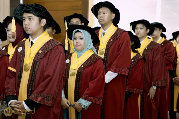 LIPUTAN WISUDA UNPAD GEL III TA 2023-2024 SESI 1 (28)