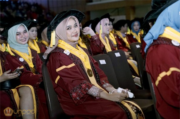 LIPUTAN WISUDA UNPAD GEL III TA 2023-2024 SESI 1 (52)