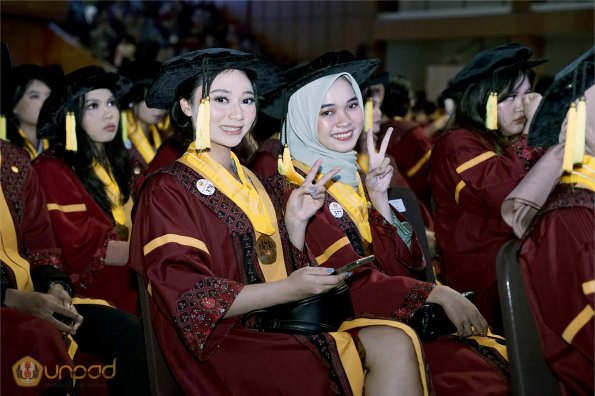 LIPUTAN WISUDA UNPAD GEL III TA 2023-2024 SESI 1 (53)