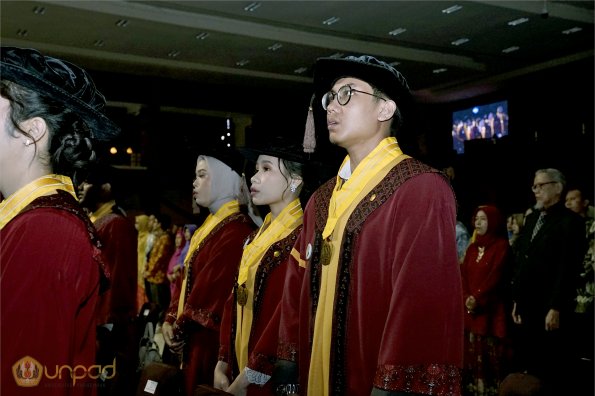 LIPUTAN WISUDA UNPAD GEL III TA 2023-2024 SESI 1 (59)