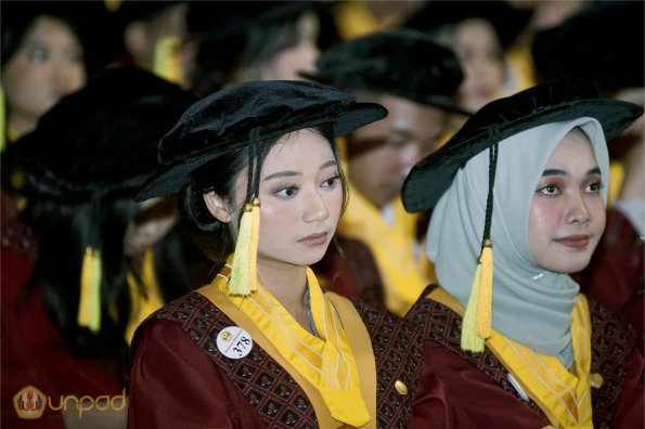 LIPUTAN WISUDA UNPAD GEL III TA 2023-2024 SESI 1 (67)