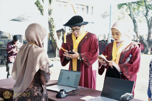 LIPUTAN WISUDA UNPAD GEL III TA 2023-2024 SESI 1 (9)