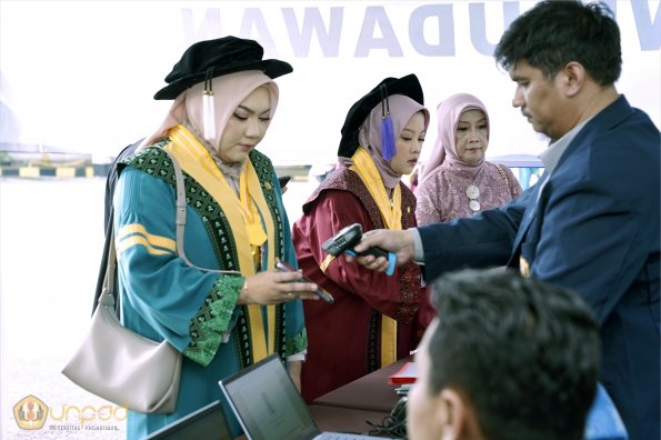 LIPUTAN WISUDA UNPAD GEL III TA 2023-2024 SESI 2 (36)