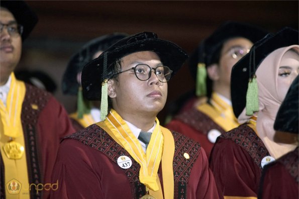 LIPUTAN WISUDA UNPAD GEL III TA 2023-2024 SESI 2 (5)