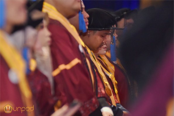 LIPUTAN WISUDA UNPAD GEL III TA 2023-2024 SESI 4 (109)