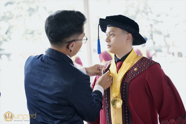 LIPUTAN WISUDA UNPAD GEL III TA 2023-2024 SESI 4 (9)