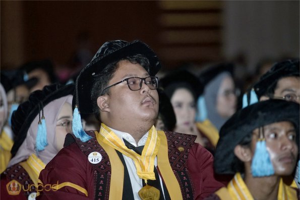 LIPUTAN WISUDA UNPAD GEL III TA 2023-2024 SESI 5 (37)