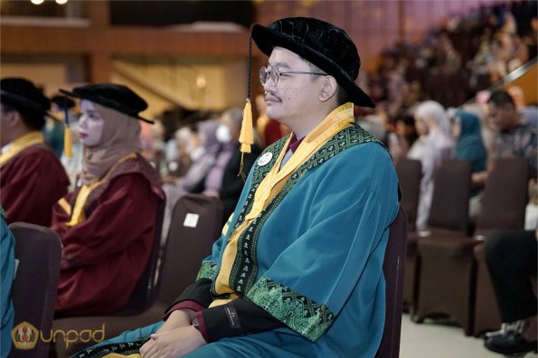 LIPUTAN WISUDA UNPAD GEL III TA 2023-2024 SESI 5 (69)