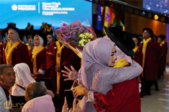 LIPUTAN WISUDA UNPAD GEL III TA 2023-2024 SESI 5 (102)